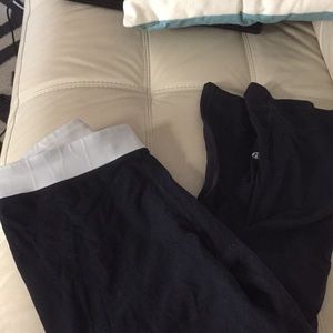 Lululemon workout Capri pants